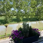Les Berges 3*