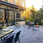 Les Berges Guest house 3*