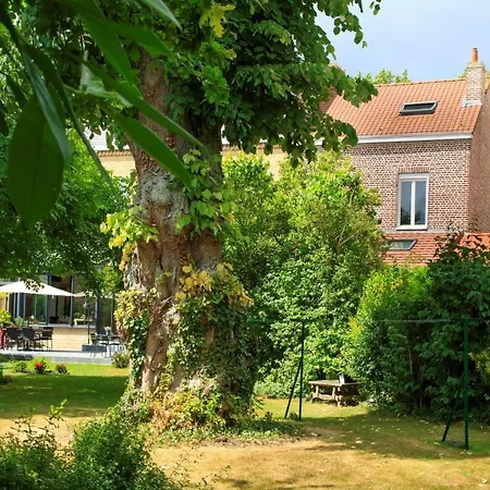 بيت ضيافة Les Berges Bourbourg